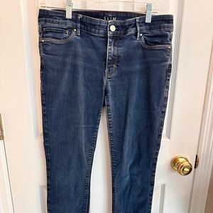 White House Black Market Denim Slim Jeans size 10P. Low rise.